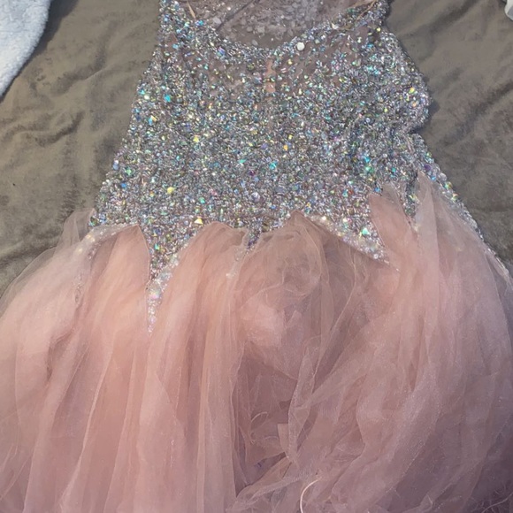Beautiful peach prom dress size 20 - Picture 3 of 4